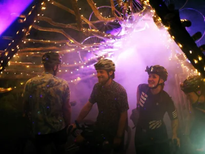 Fahren und feiern beim Gravity Bike Festival